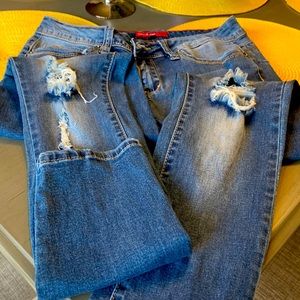 Slim leg YMI Blue Jeans
